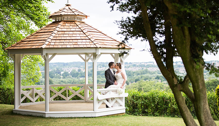 The Hogs Back Hotel, Surrey, makes a picturesque location for wedding photos